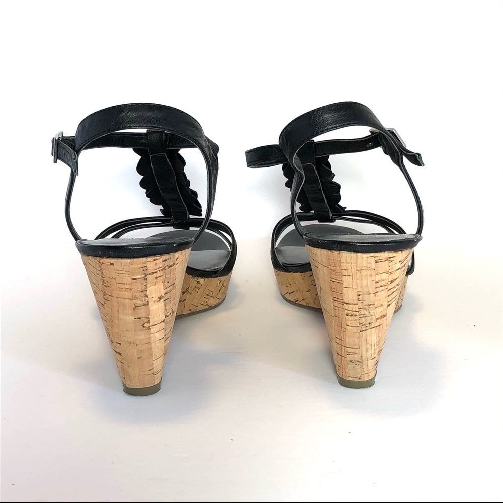 ⭐️ Bandolino Women's Ninette Leather Wedge Sandals 10 - Picture 10 of 15